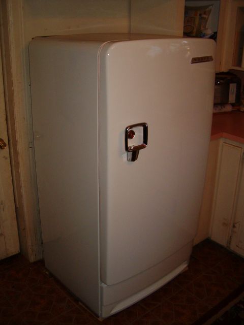 Servel 856G Installed In It's New Home!